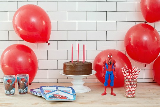 Moderna fiesta temática de Spiderman