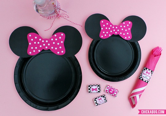 Hazlo tú mismo: Fiesta Minnie Mouse platos decorados