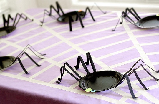 Decorar una mesa de Halloween para niños